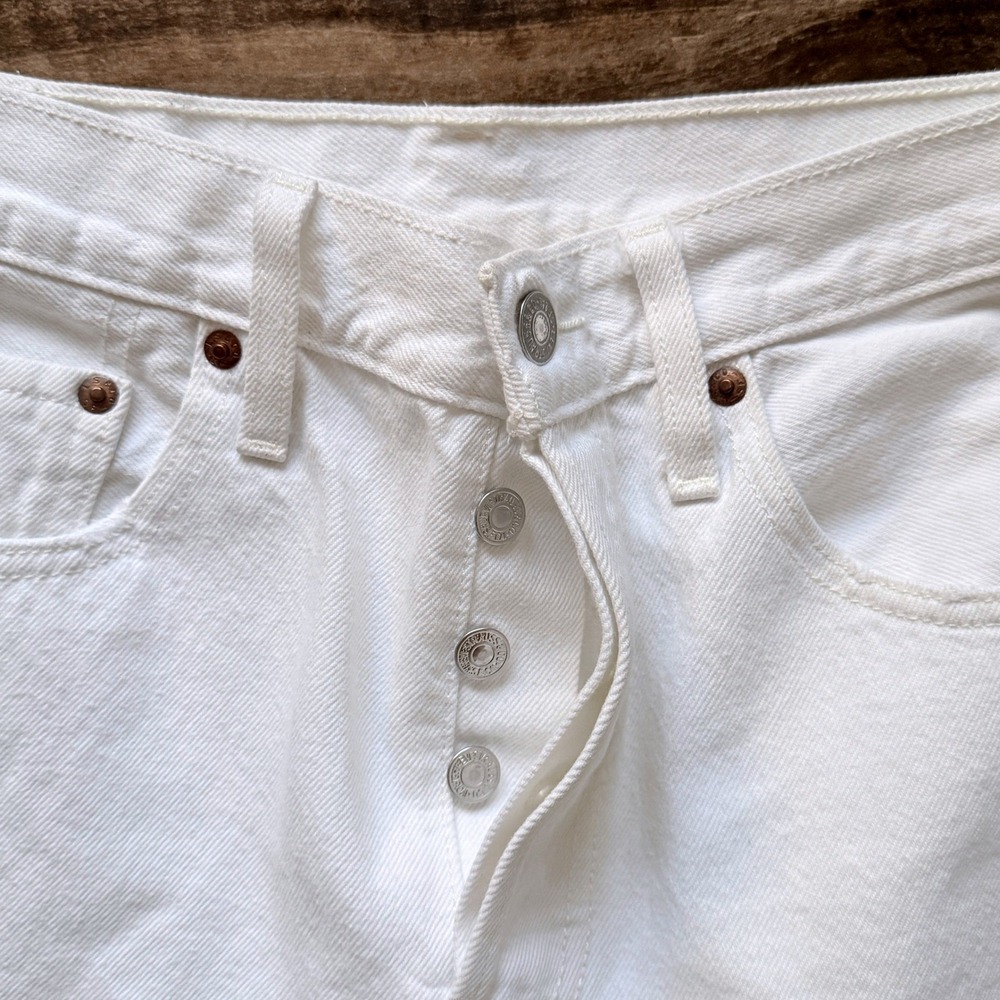 Levi's Women's 501 High Rise Raw Hem Skinny Jeans,Crystaline White, 28 - Picture 6 of 12